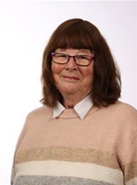 Profile image for Cllr Eileen Johnson